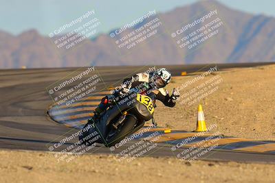 media/Dec-16-2023-CVMA (Sat) [[bb38a358a2]]/Race 13 Amateur Supersport Middleweight/